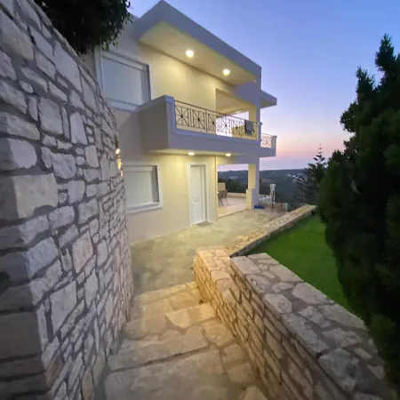Holiday home Theas House *